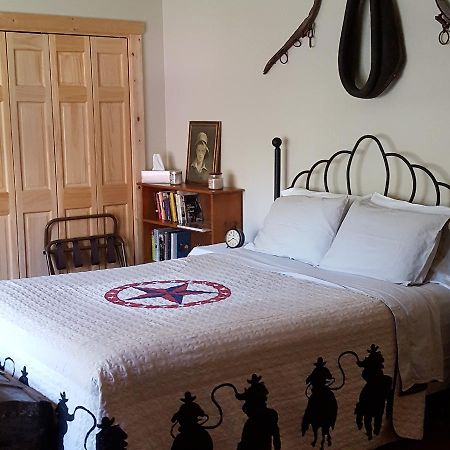 Amble Inn Medora Εξωτερικό φωτογραφία